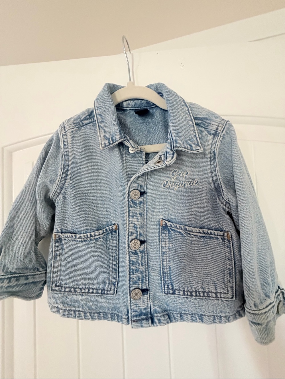Gap Original Toddler Denim Jacket Size 2T Light Wash Blue Jean Jacket